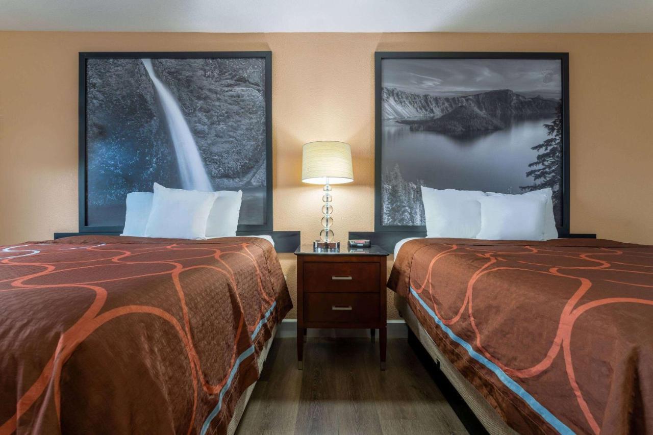Super 8 By Wyndham The Dalles Or Eksteriør bilde