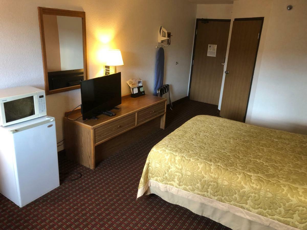Super 8 By Wyndham The Dalles Or Eksteriør bilde