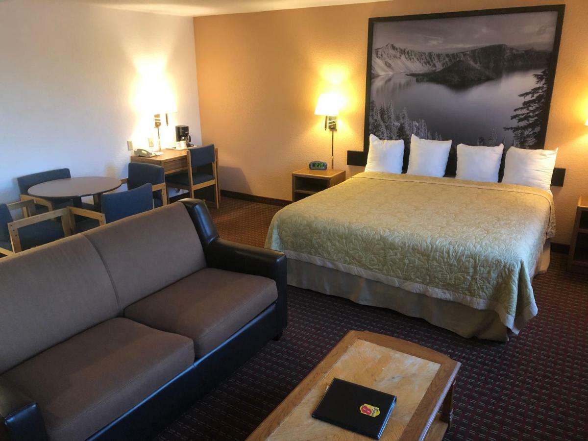 Super 8 By Wyndham The Dalles Or Eksteriør bilde